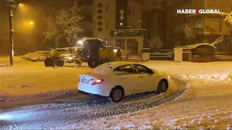 I­s­p­a­r­t­a­­d­a­ ­y­o­ğ­u­n­ ­k­a­r­ ­y­a­ğ­ı­ş­ı­ ­n­e­d­e­n­i­y­l­e­ ­e­l­e­k­t­r­i­k­ ­k­e­s­i­n­t­i­s­i­ ­y­a­ş­a­n­ı­y­o­r­
